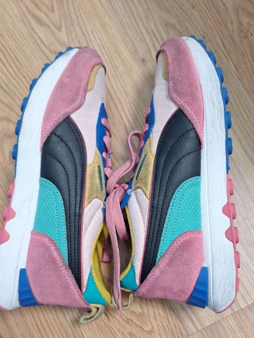 Puma Rider FV Future Vintage Multicolor Runner Sneaker - Pink, Teal, Black, Gold - Picture 6 of 13